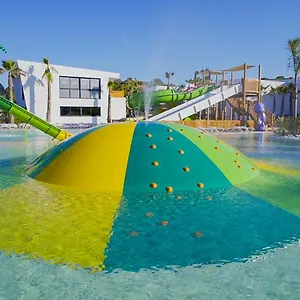 4* Отель Alannia